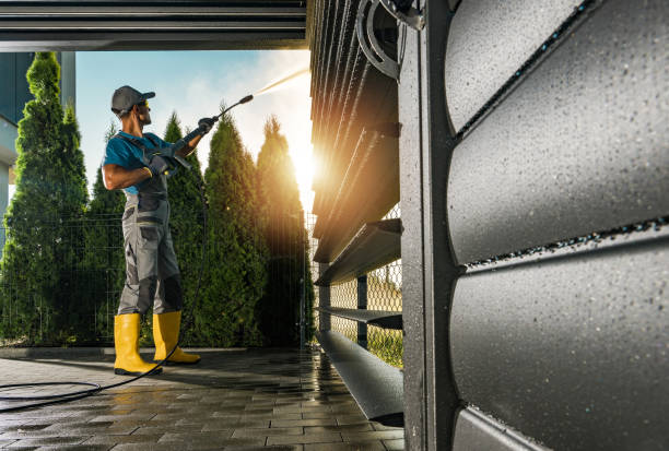 Best Pool Deck Cleaning  in Pacific, WA